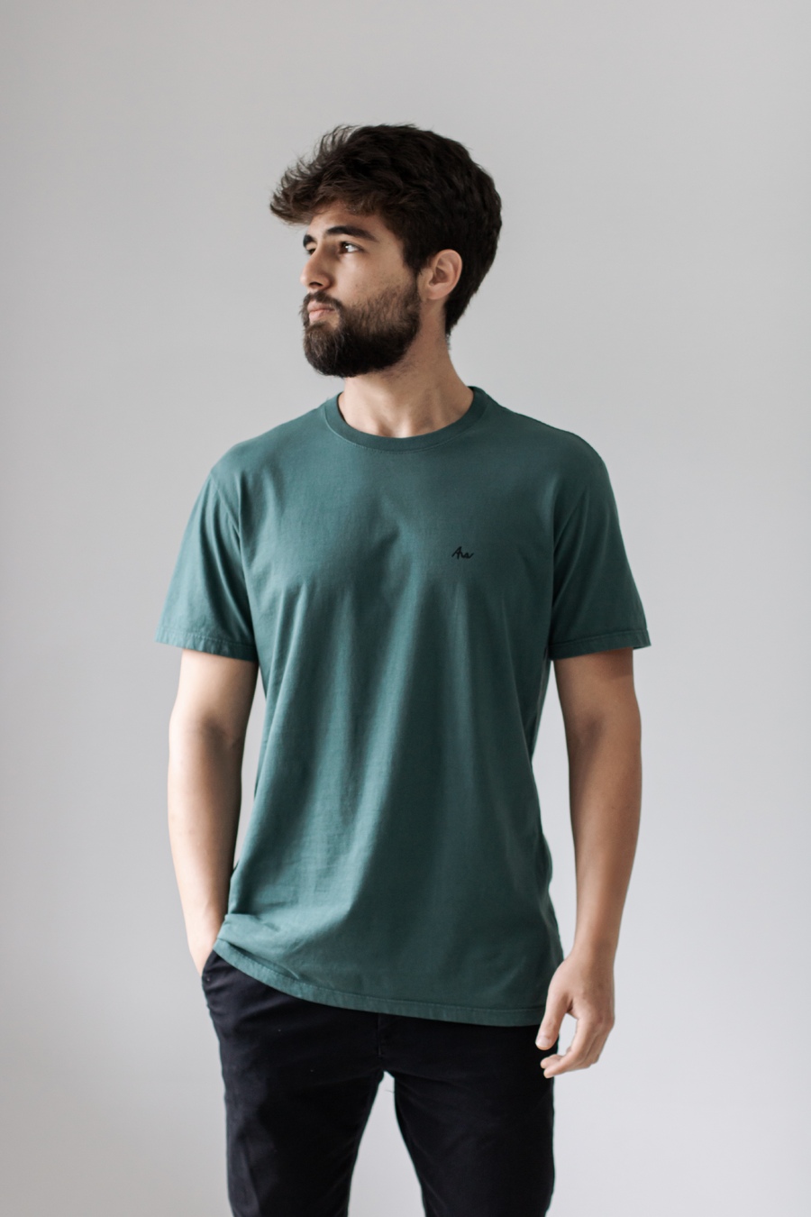 Camiseta 100% algodão Premium Verde Esmeralda