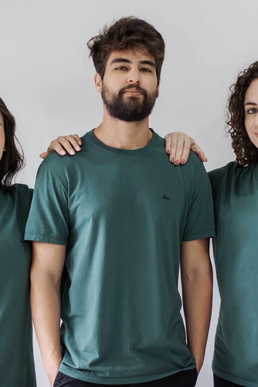 Camiseta 100% algodão Premium Verde Esmeralda