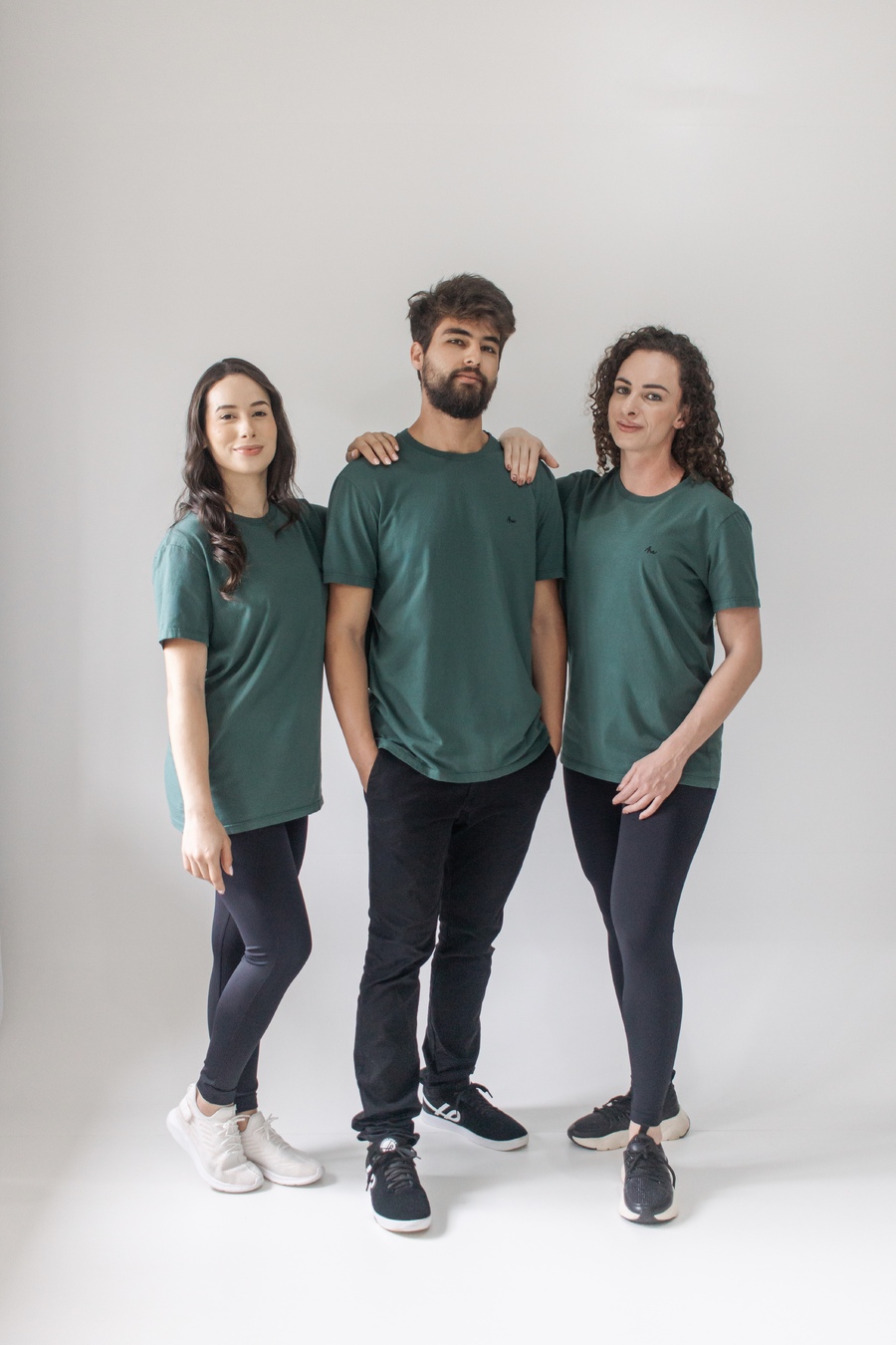 Camiseta 100% algodão Premium Verde Esmeralda