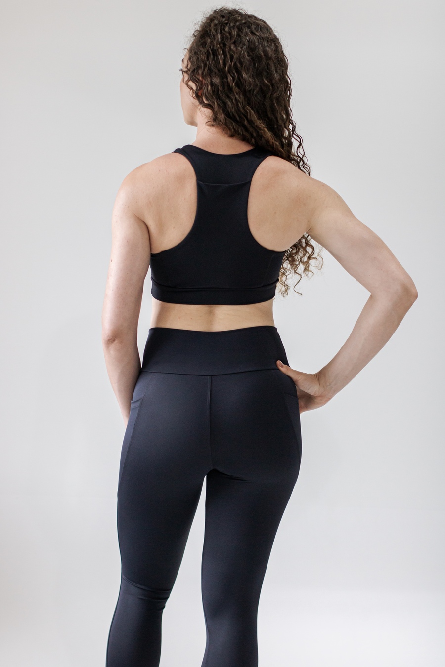 Top High Performance Ultra Black com bolso